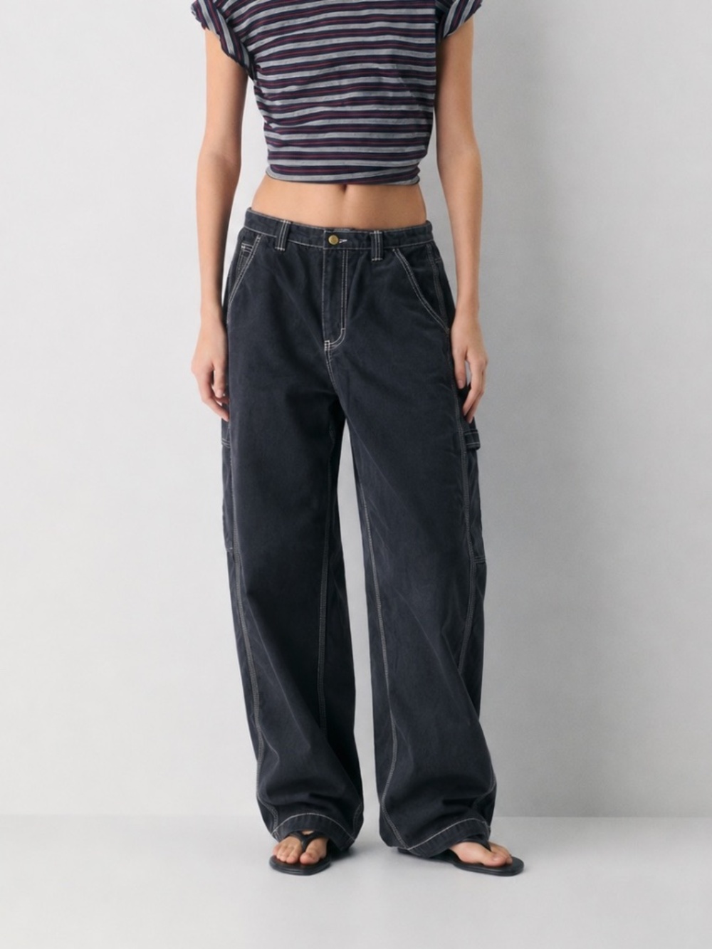 Aritzia | 4 | TNA | Contrast Stitch Carpenter Pants